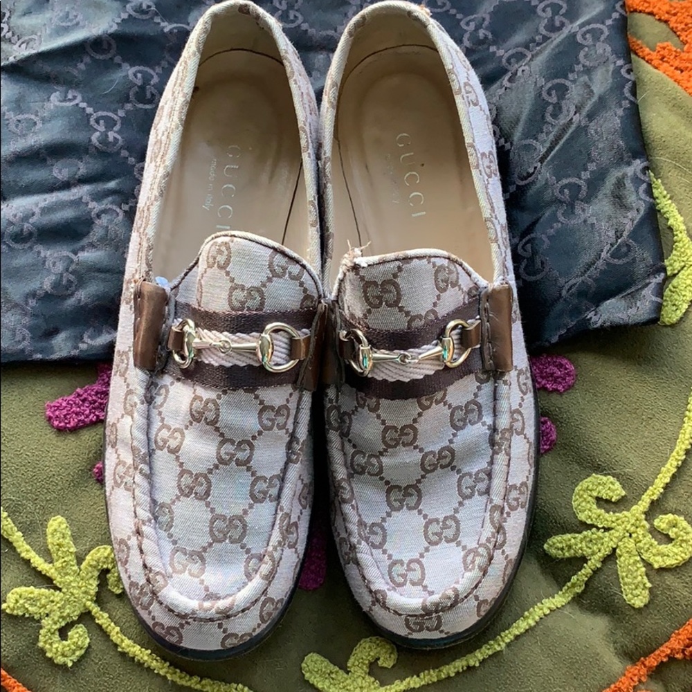 GUCCI Light Pink & Brown Monogram Loafer